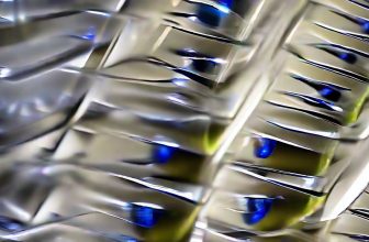 วิธีคำนวณ UPS Size สำหรับ Server เลือกกี่ VA 2026