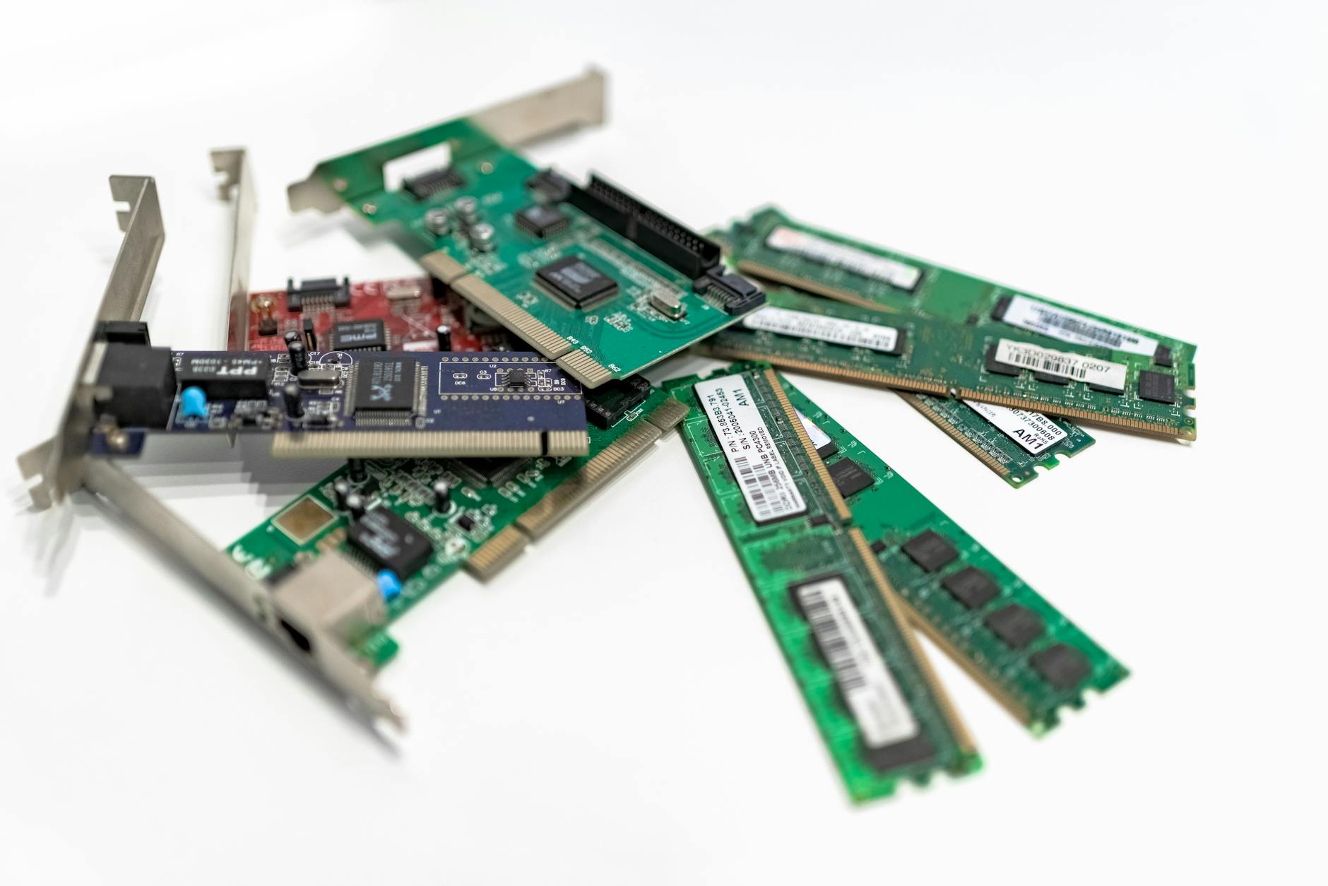การ์ดจับภาพ Capture Card สำหรับ CCTV DVR — สเปคและคุณสมบัติที่ต้องดูก่อนซื้อ การ์ดจับภาพ Capture Card | Forex คู่มือ iCafeForex