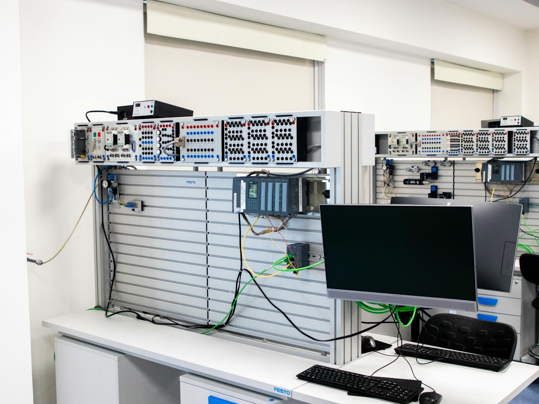 ระบบ IT สำหรับโรงเรียน School Network Design — ระบบ IT สำหรับโรงเรียน: School Network Design | Forex คู่มือ iCafeForex