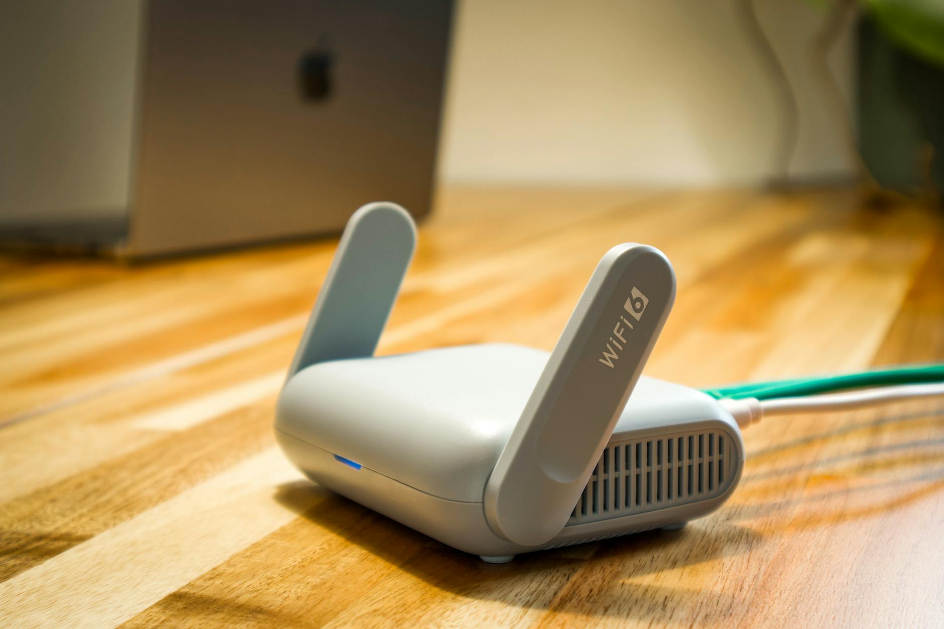 กล้อง CCTV Wireless WiFi ดีจริงไหม vs สาย LAN 2026 — สเปคและคุณสมบัติที่ต้องดูก่อนซื้อ กล้อง CCTV Wireless WiFi ด | Forex คู่มือ iCafeForex