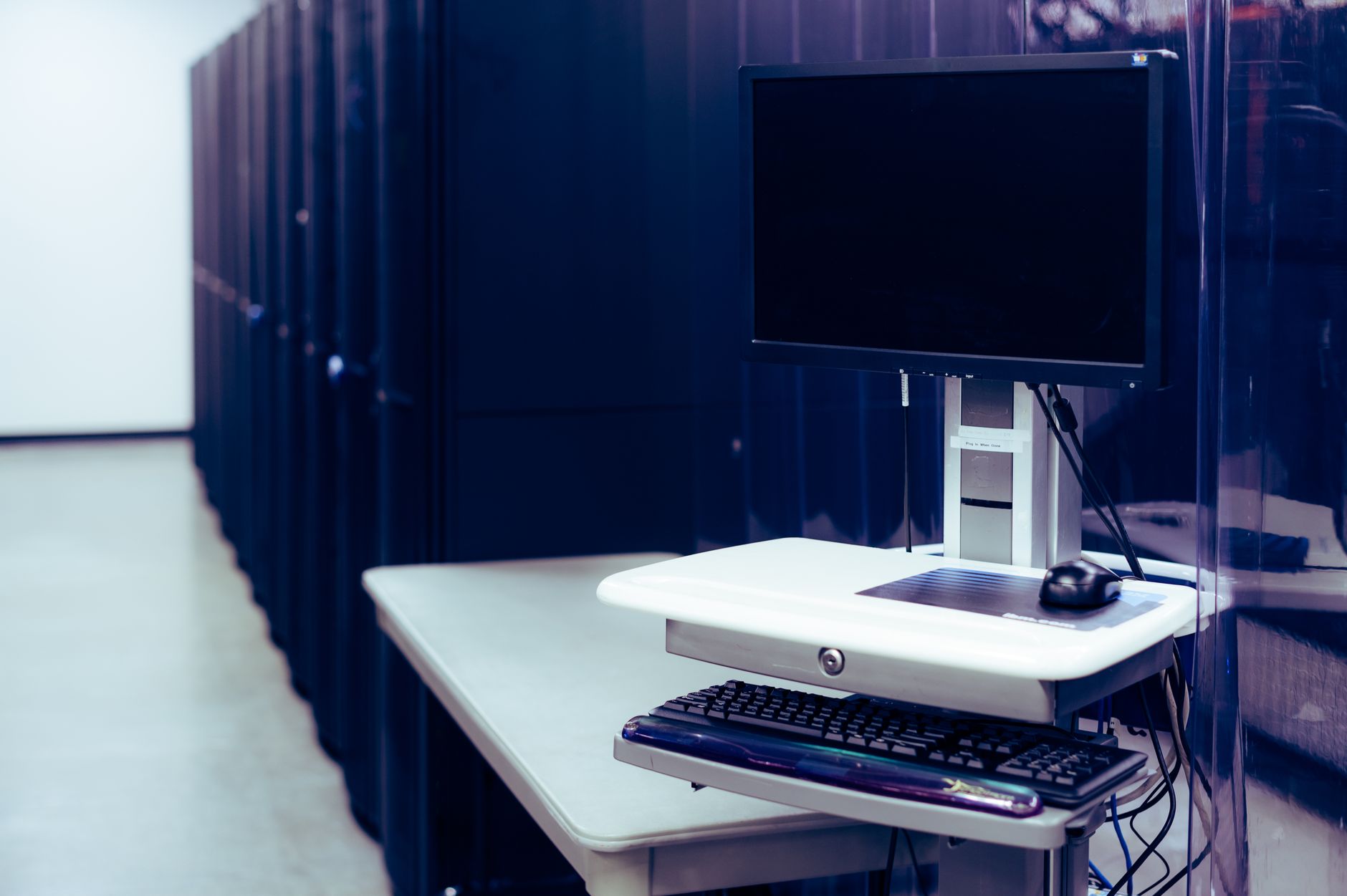 KVM Switch: ควบคุมหลาย Server ด้วย Keyboard Mouse Monitor เดียว — FAQ | Forex คู่มือ iCafeForex